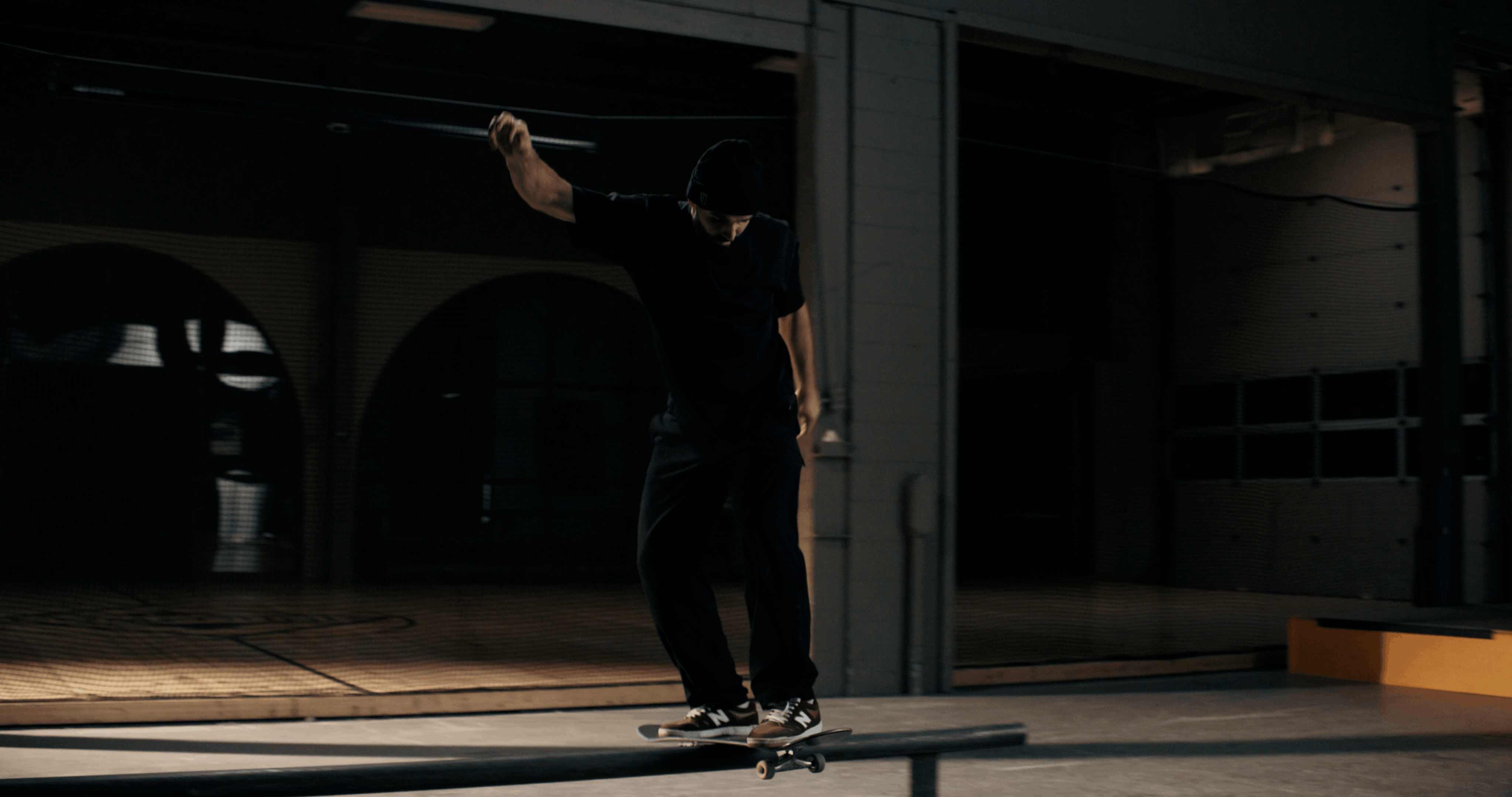 Kickflip Front Boardslide preview 5